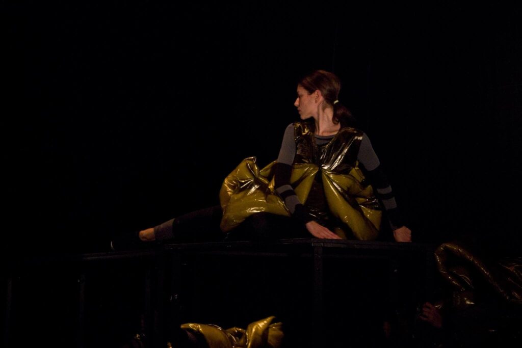 Hegel i duga lista prevara, fotografija iz predstave