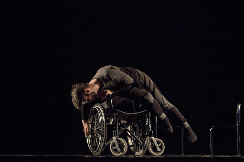 Hegel i duga lista prevara, fotografija iz predstave